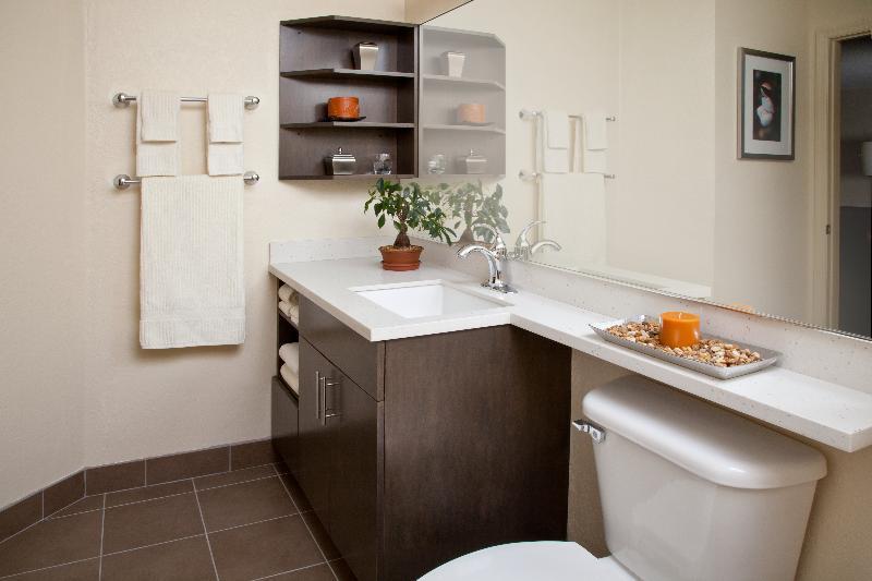 Candlewood Suites Dallas Nw - Farmers Branch By Ihg Экстерьер фото